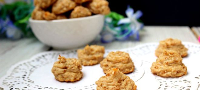 Печенье из овсяных хлопьев с творогом, яблоком и бананом